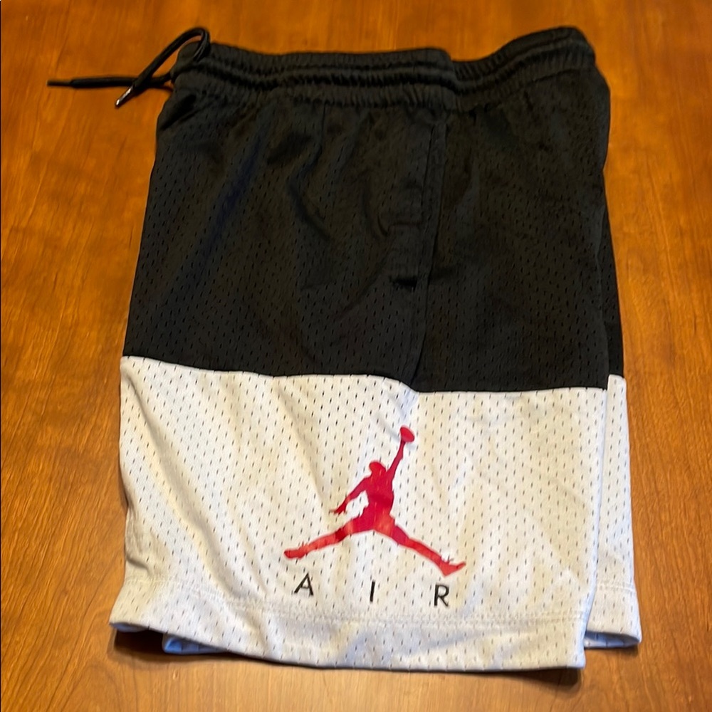 Jordan Kids Black and White Shorts size small